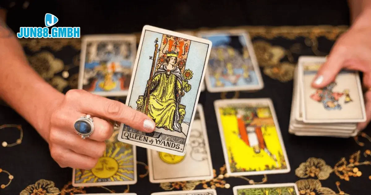 Bài Tarot Jun88 – Khám Phá Bí Mật Tương Lai Với Bài Độc Đáo 3 Cách Chơi Bài Tarot